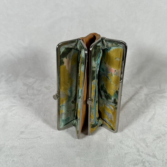 Hobo Lauren Wallet Clutch Genuine Leather Magnetic Double Frame Kiss Lock - Picture 5 of 12